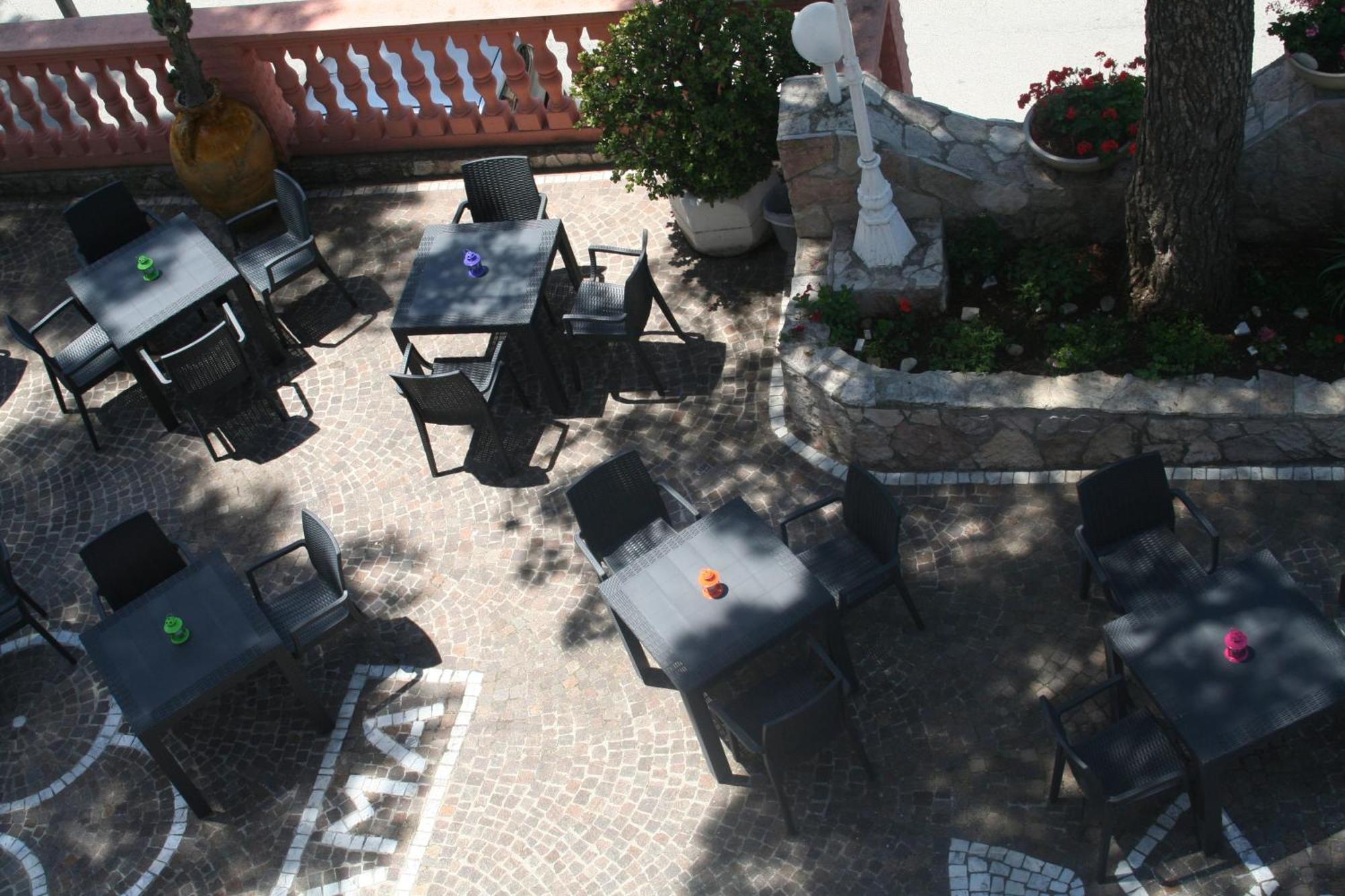 Hotel Timiama Peschici Bagian luar foto