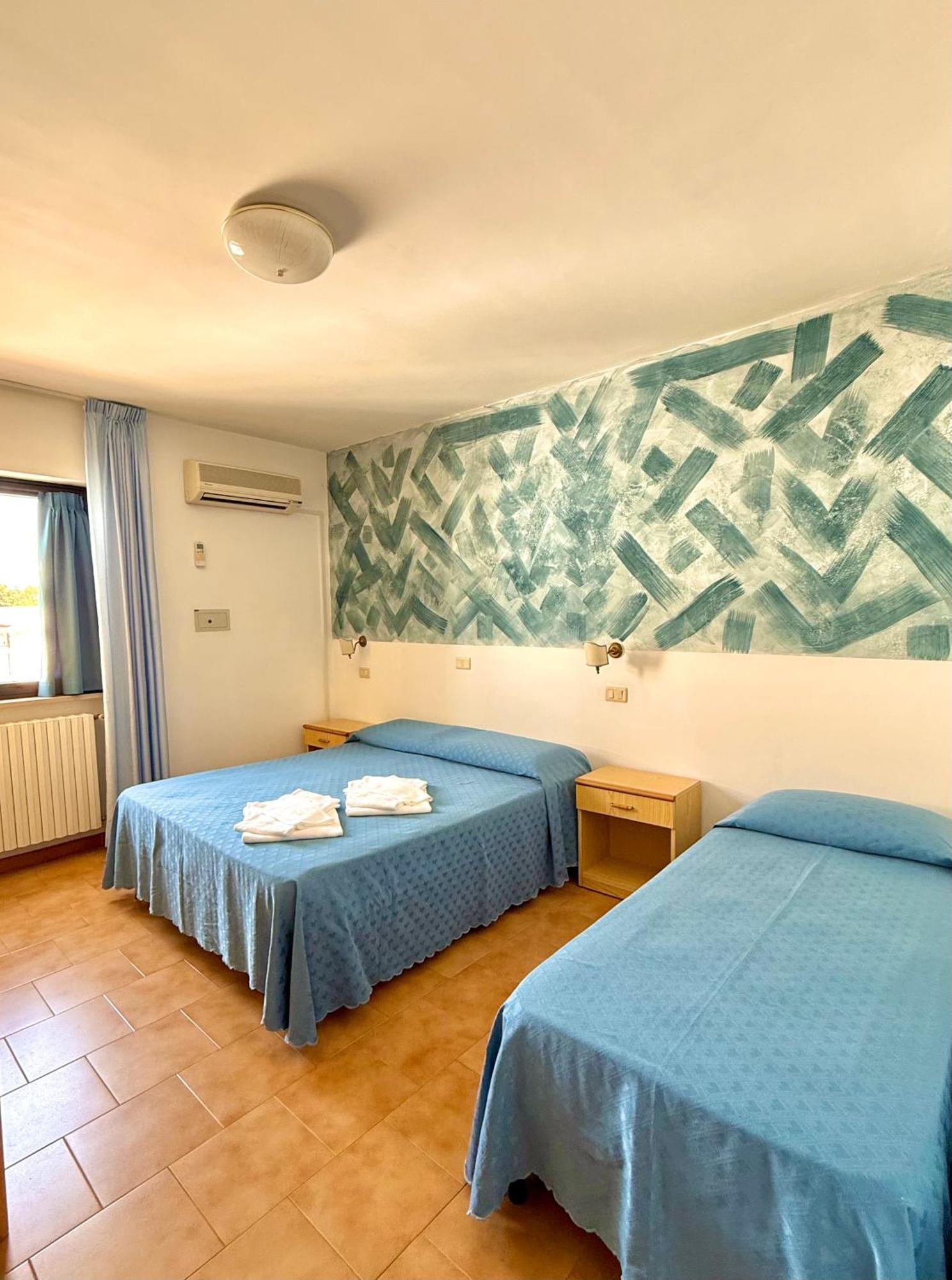 Hotel Timiama Peschici Bagian luar foto