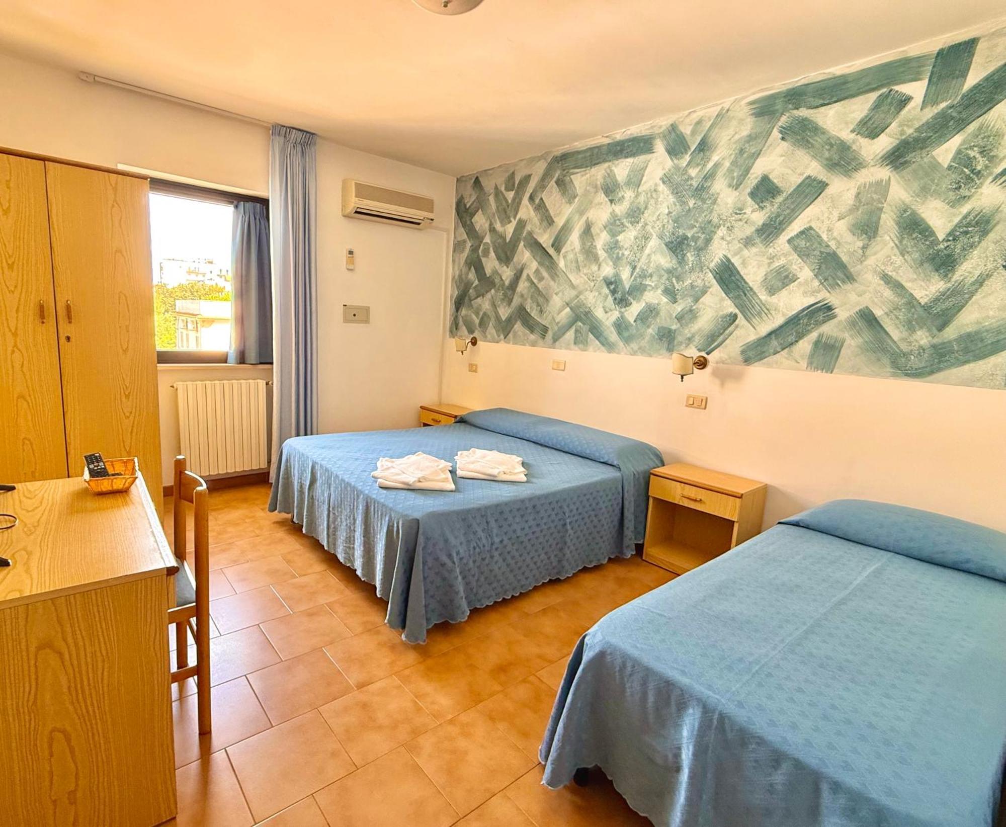 Hotel Timiama Peschici Bagian luar foto
