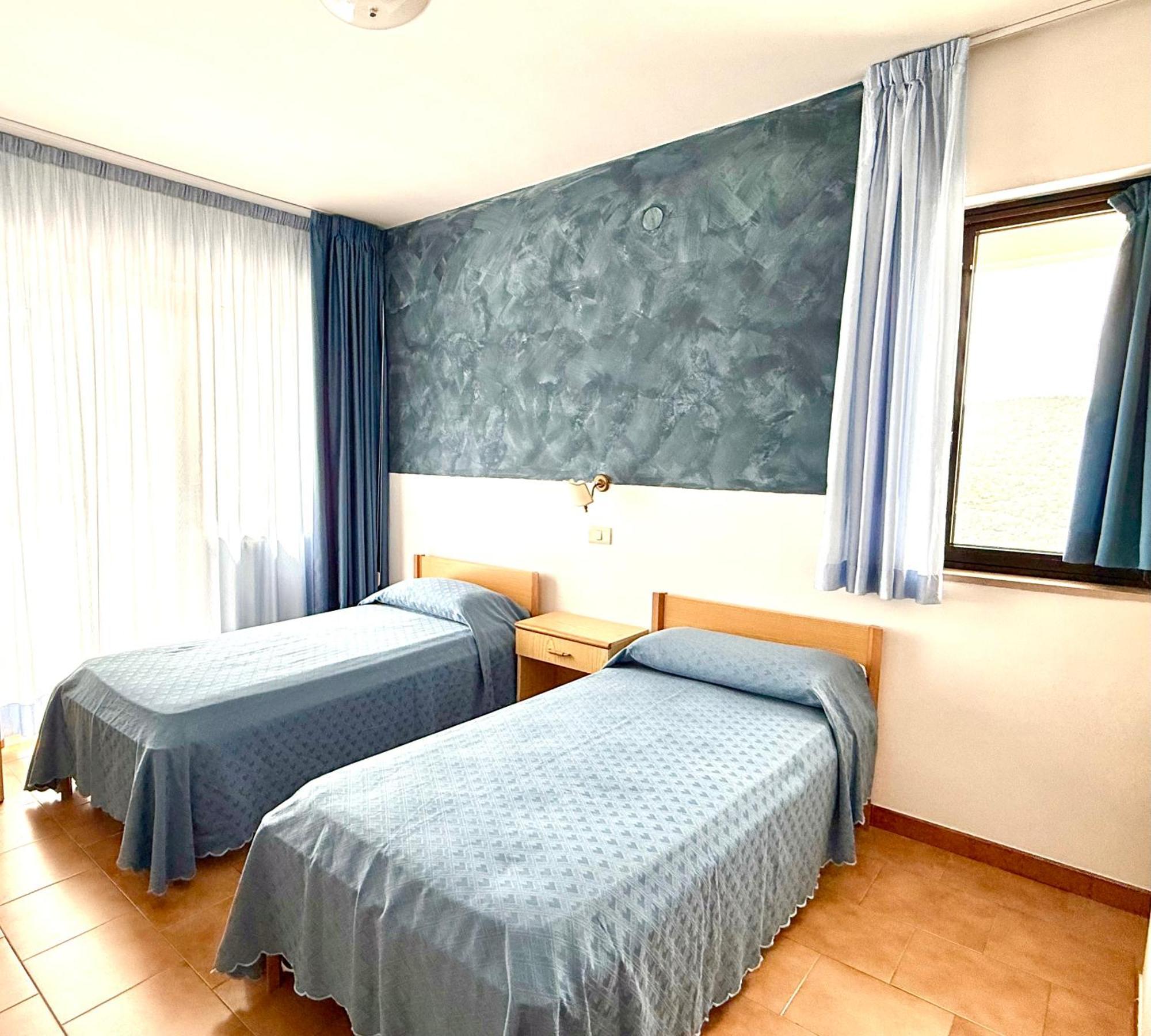 Hotel Timiama Peschici Bagian luar foto