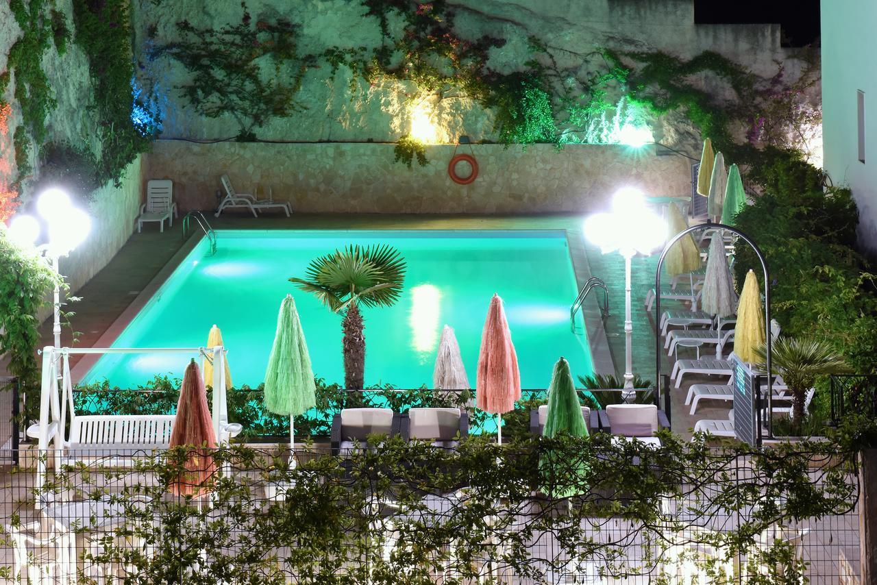 Hotel Timiama Peschici Bagian luar foto